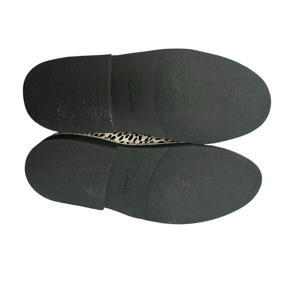 Clarks Women's Desert Boots Chukka Faux Animal Print White Black Fur Rare 9.5 M - Picture 10 of 11